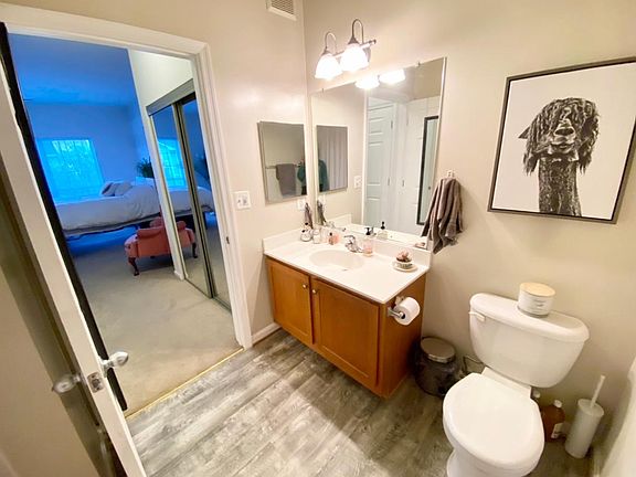 5th image of 4870 Eisenhower Ave Unit 302