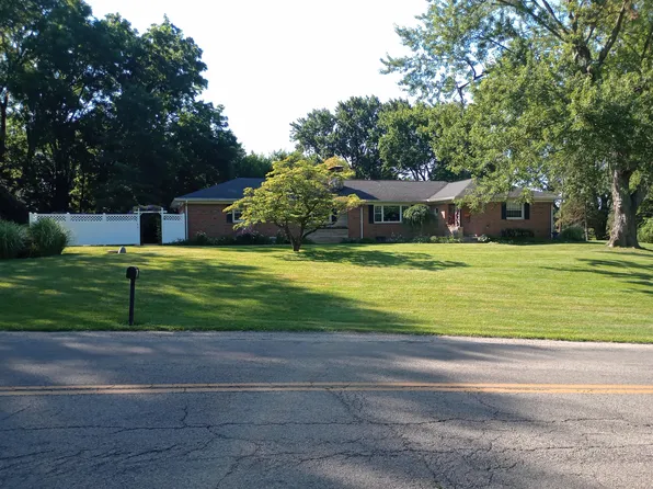 2340 Erter Dr, Springfield, OH 45503