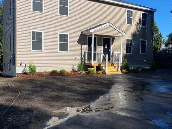 6 Plant Ter, Lawrence, MA 01843