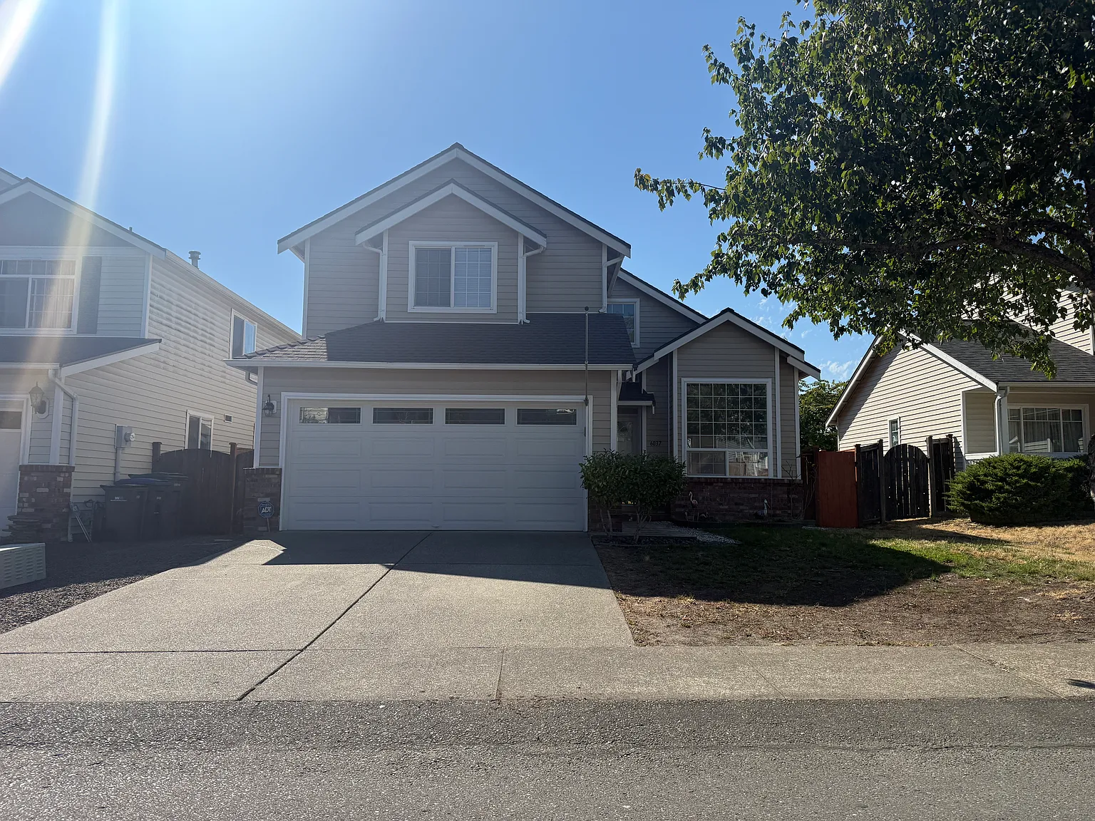 3 bed, 2.5 bath, 1612 sqft, $2,500 — Photo 1