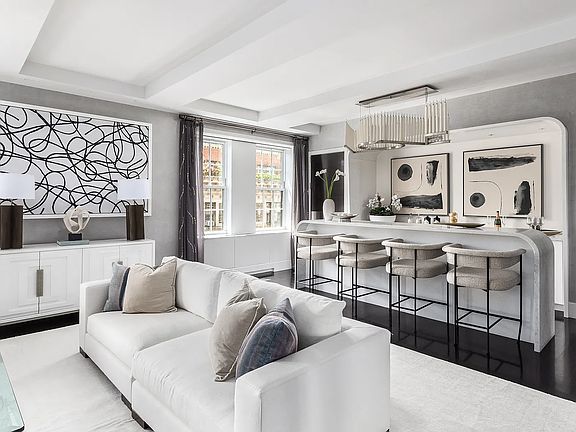 4th image of 1185 Park Ave #1617F