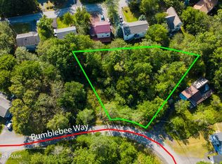 Bumble Bee Way #486, Tobyhanna, PA 18466