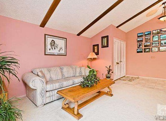 5th image of 1586 E Cranbrook St