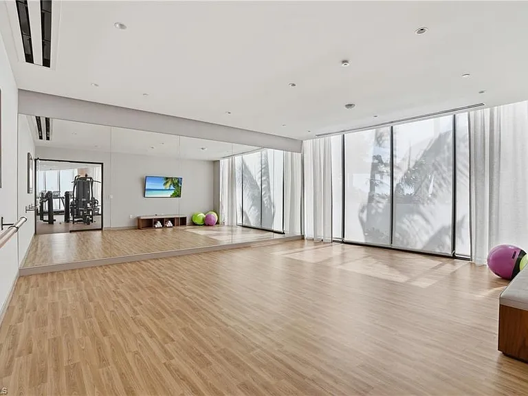 5100 Seagrass Blvd #201 — Photo 45