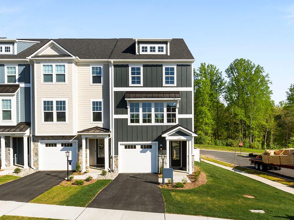 The Holly I Townhome Model - Brookhill - Elevation C