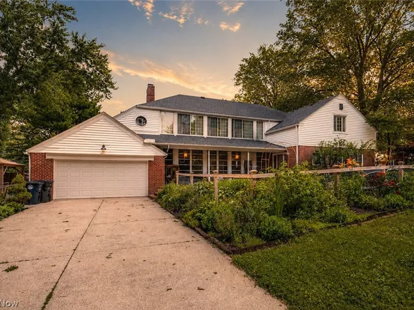 326 Dorchester Rd, Akron, OH 44320