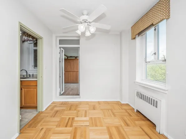 5355 Henry Hudson Pkwy W image 8 of 16