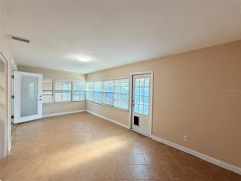 309 Kerry Dr — Photo 31
