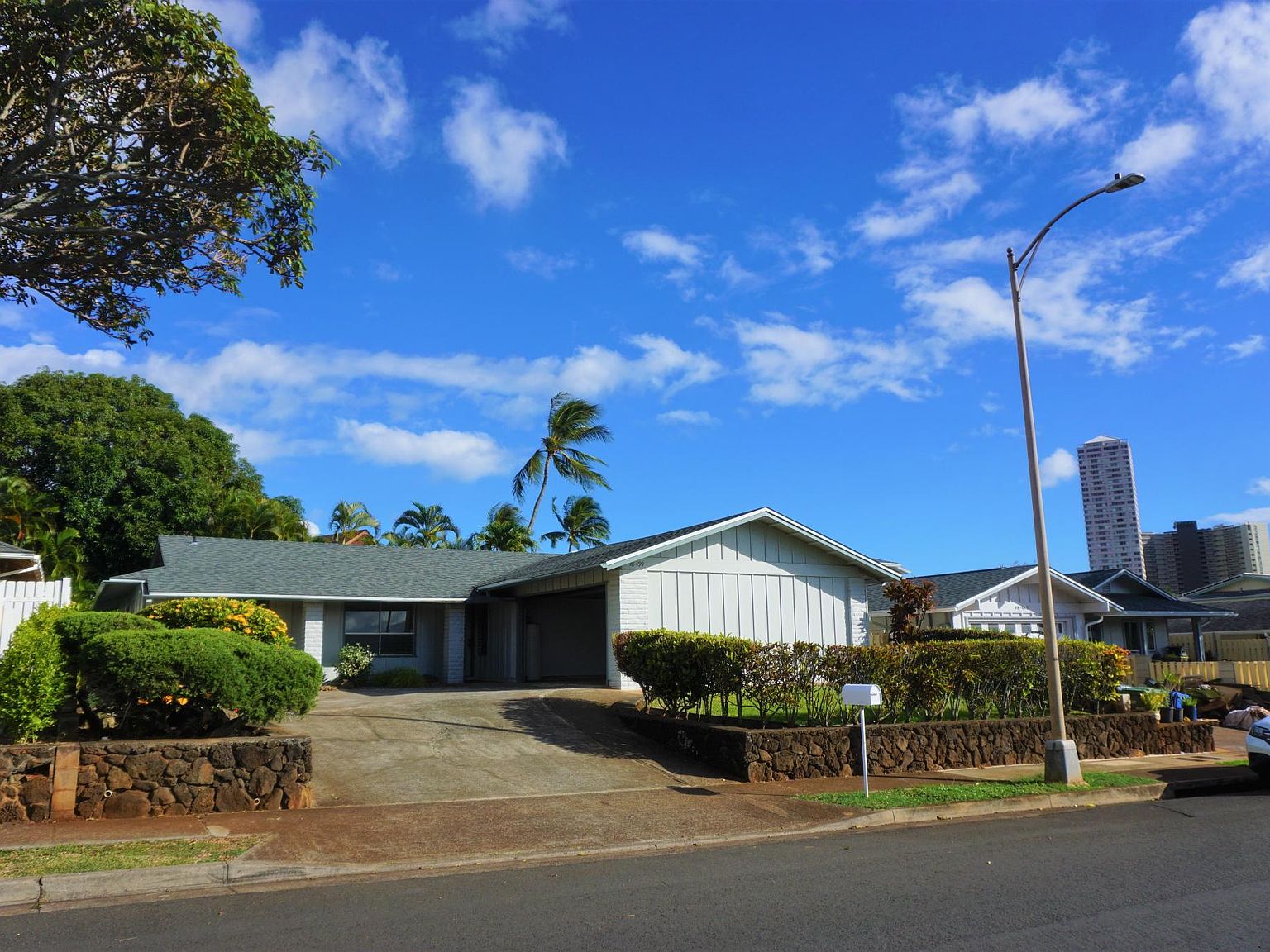 98-499 Puaalii St, Aiea, HI 96701 | Zillow