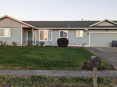 864 SW Fox Hill Ave, Sublimity, OR, 97385