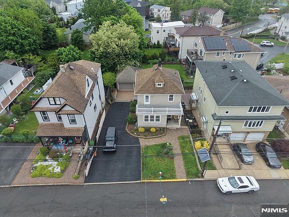 3rd image of 1119 Stonewall Ln