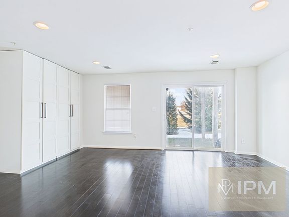 5th image of 947 Brechin Ln Unit 54