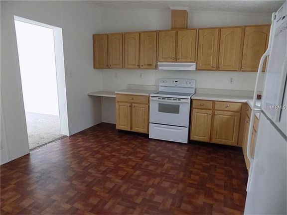 3rd image of 15532 Mango Dr