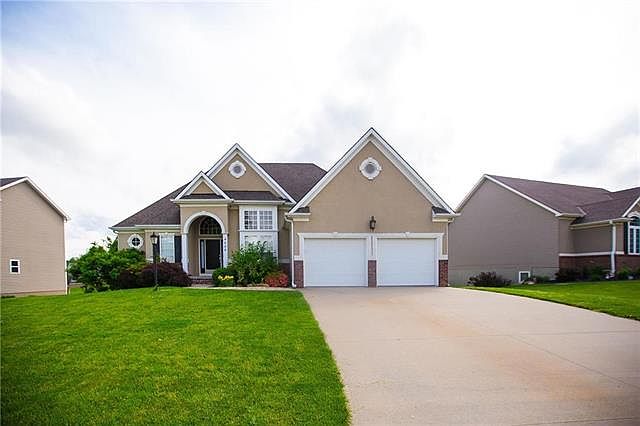 1st image of 4606 Hallbrook Dr