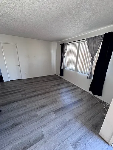 4607 Monterey Cir #4 Photo 1