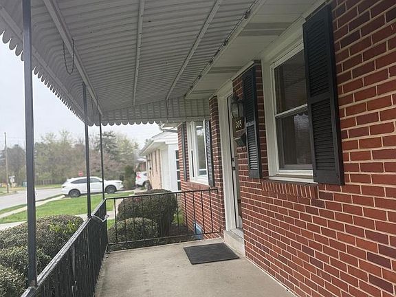2nd image of 305 S Forney Ave