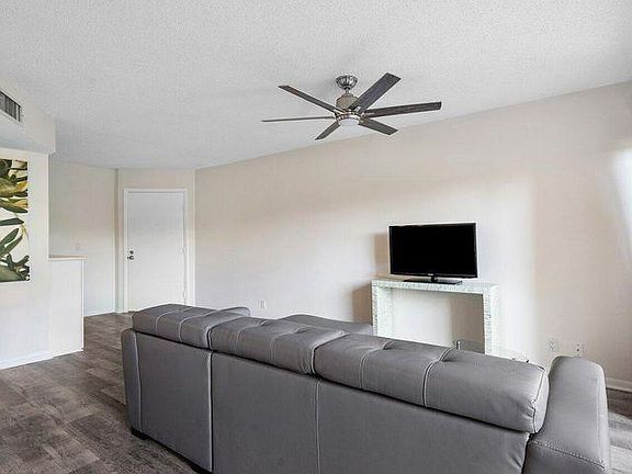 5th image of 1605 S Us Highway 1 Ave #105-V2