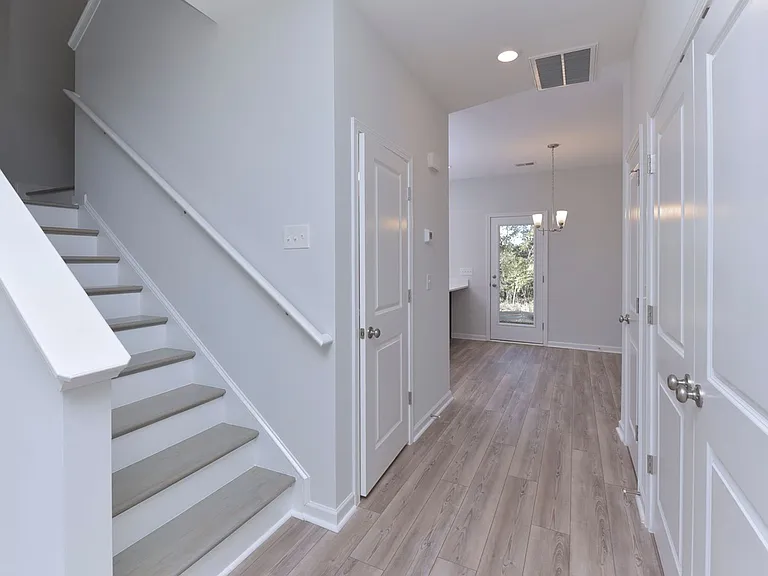 185 Northwood St — Photo 8