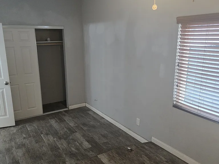 3907 Marcwade Dr — Photo 4