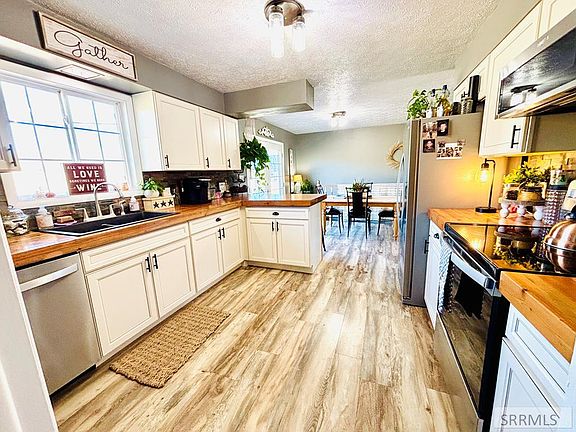 4th image of 50 Bowman Ln