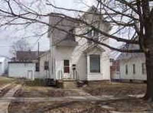 110 S 2nd St, Marshalltown, IA 50158