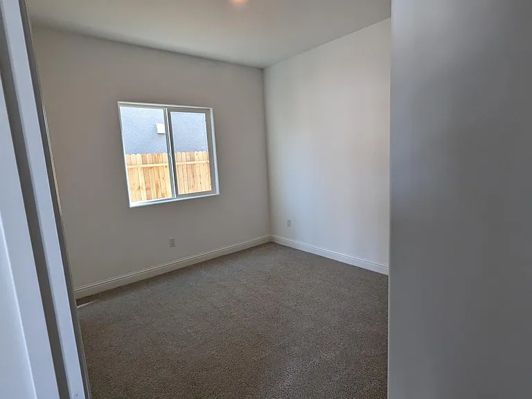 6683 E Liberty Ave — Photo 23