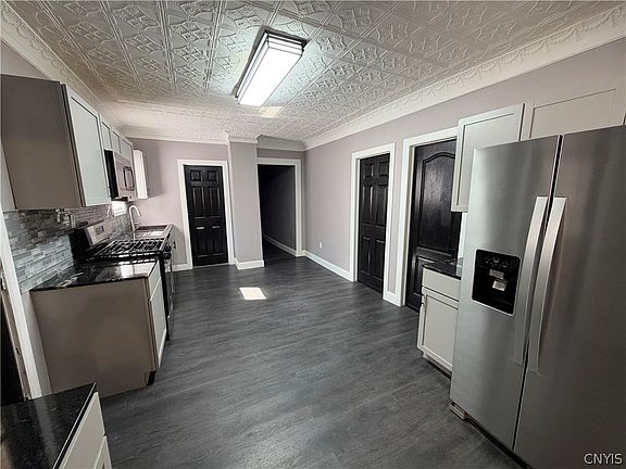 4th image of 113 Olive St