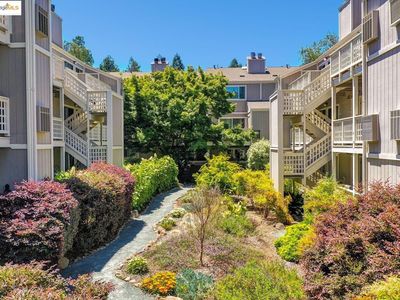 2723 Oak Rd APT J, Walnut Creek, CA, 94597