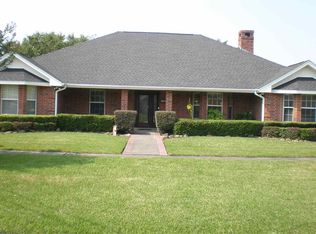 2404 Pecan St, Nederland, TX 77627