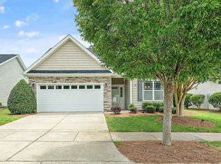 2116 Fawn Meadow Way, Fuquay Varina, NC 27526