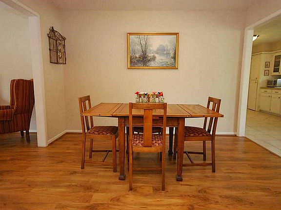 3rd image of 2314 Creekdale Dr