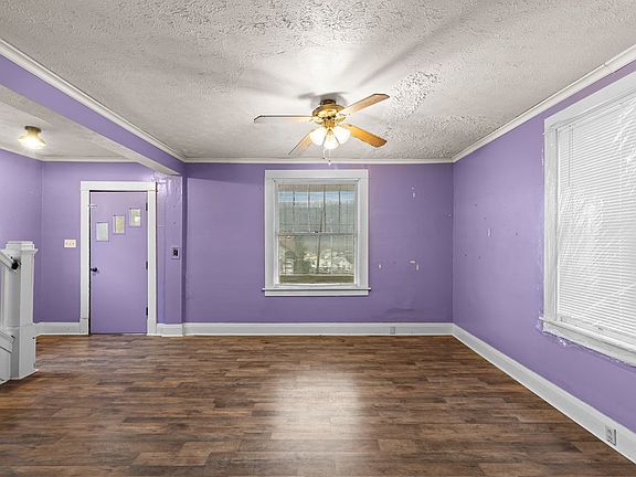 5th image of 1108 Marshall Street