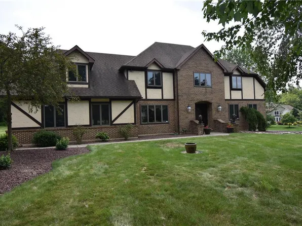 388 Stonegate Rd, Wind Gap, PA 18091