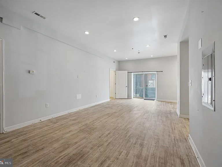 980 N Marshall St #1 — Photo 6