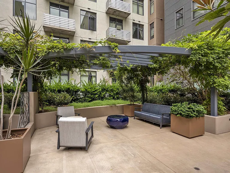 1050 Island Ave #425 — Photo 35