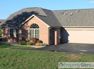 2099 Lake View Dr, Rostraver Township, PA 15012