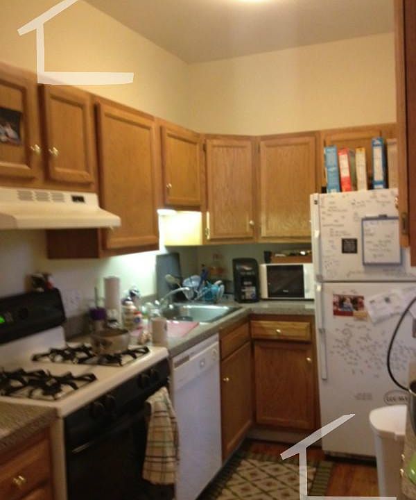 2nd image of 107 Gordon St #7CB