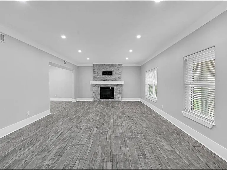 12430 Pecan Ct — Photo 3