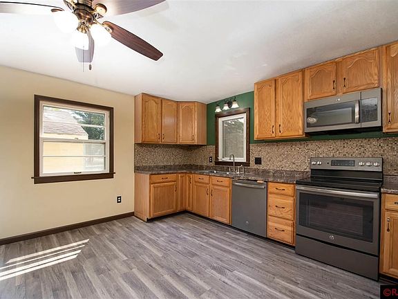 4th image of 308 Leray Ave