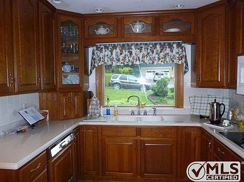 5th image of 1252 Wren Dr