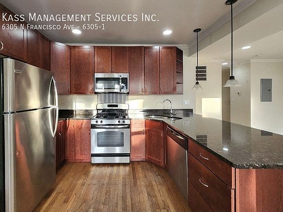 5th image of 6305 N Francisco Ave APT 1
