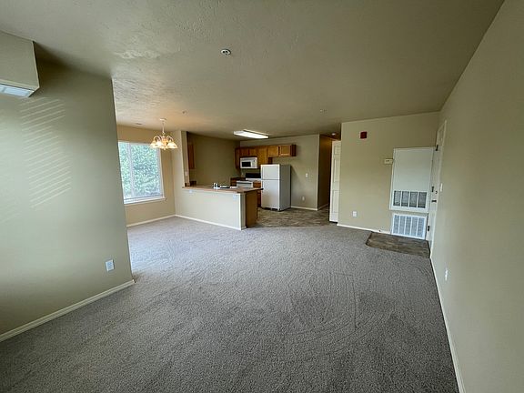 4th image of 6139 S Sea Breeze Way #9a66fafe5