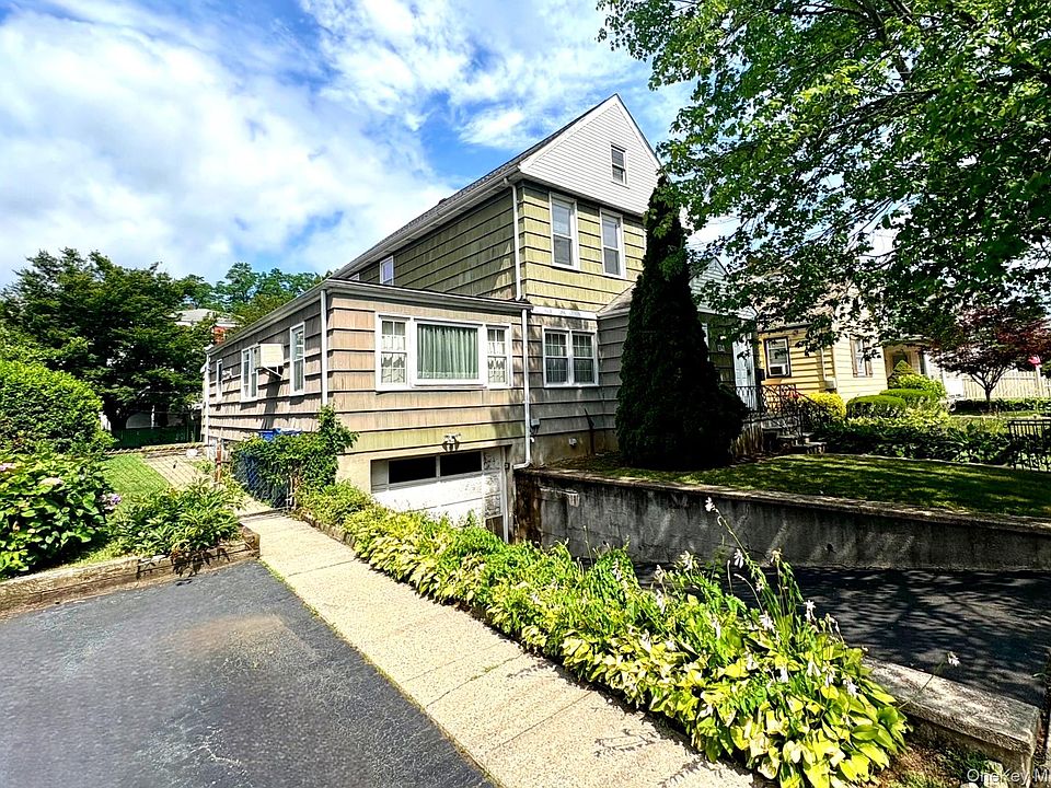1st image of 113 Clunie Avenue