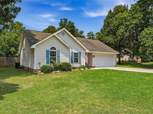 238 Proclamation Dr, Raeford, NC 28376