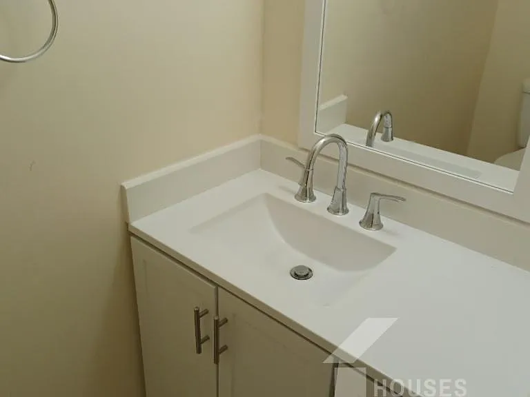 55 Summercreek Dr — Photo 13