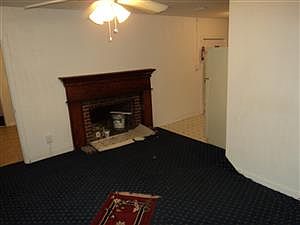 2nd image of 851 Campbell St