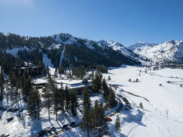 400 Squaw Creek Rd #527, Olympic Valley, CA 96146