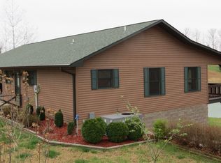 2776 Jeanette Holladay Rd, Parsons, TN 38363