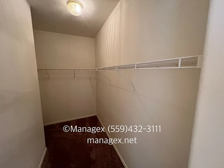 737 W Siena Ln — Photo 17