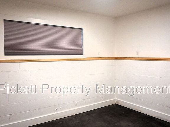 3rd image of 7079 Chico Way NW